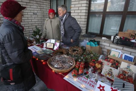 MIKLAVŽEV SEJEM IN OBISK MIKLAVŽA NA RAKEKU 04 FOTO LJUBO VUKELIČ